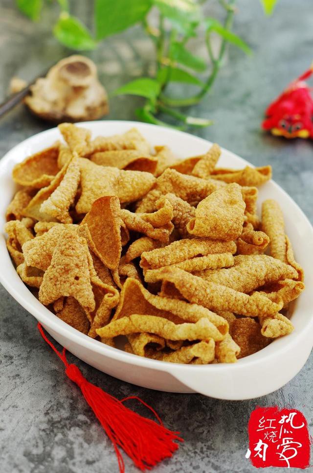 炸咯吱(炸咯吱盒热量)