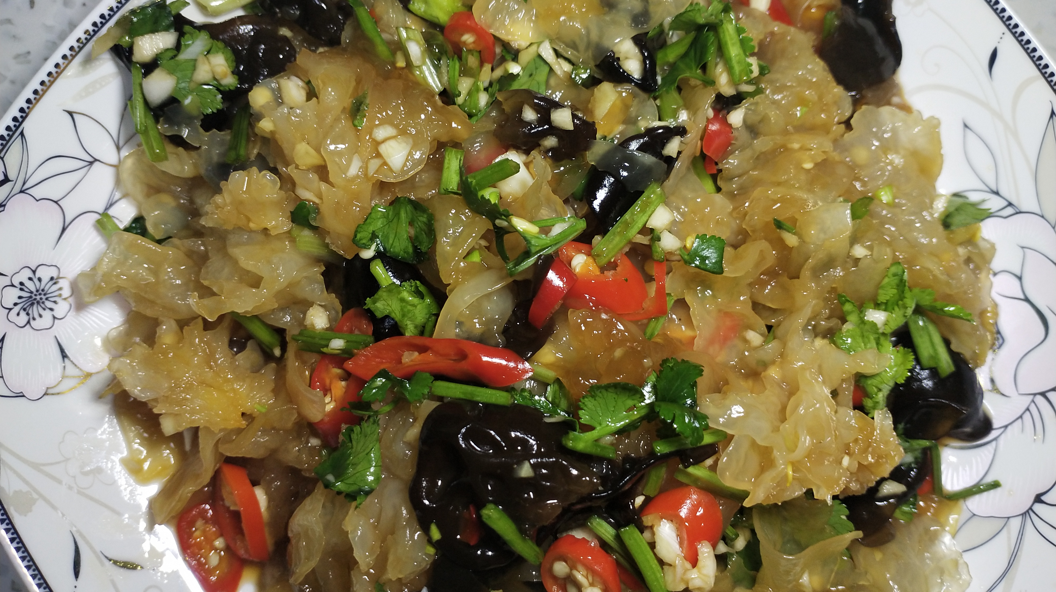 拌银耳(拌银耳需要焯水吗)