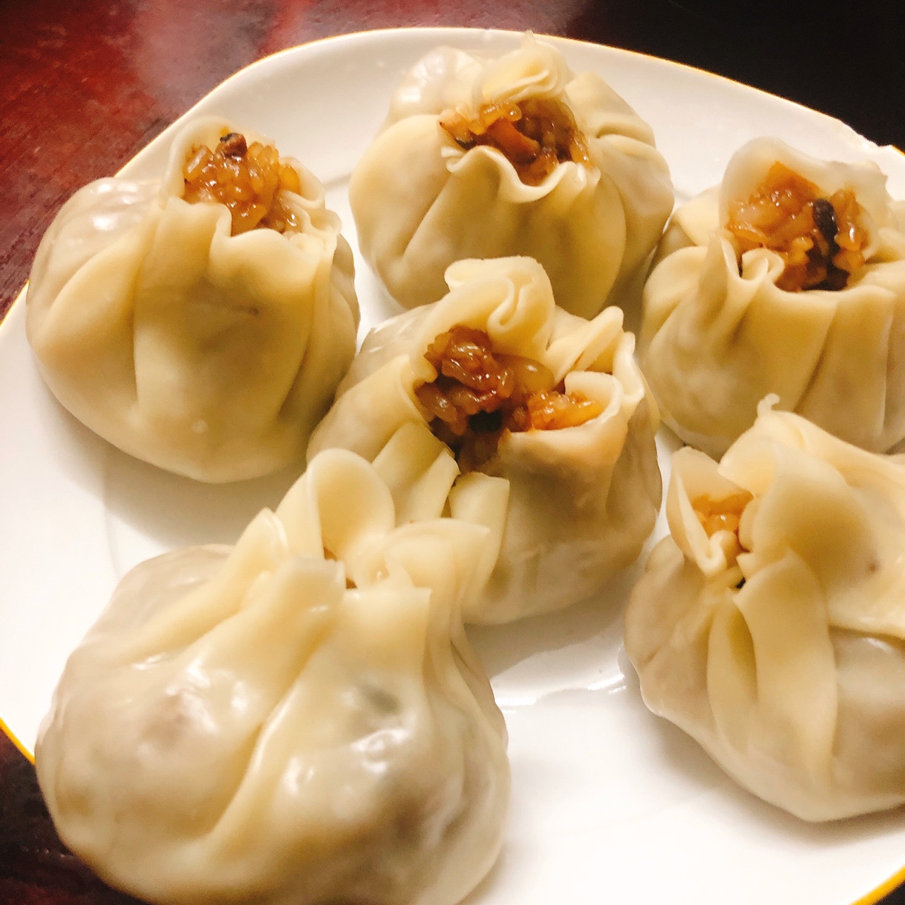 干蒸烧麦(干蒸烧麦和烧麦一样吗)